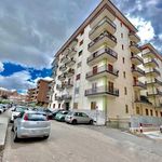 Affitto 5 camera appartamento di 123 m² in Benevento