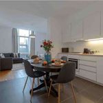 Rent 1 bedroom apartment of 68 m² in Brussels
