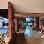 Rent 7 bedroom house of 2200 m² in Khlong Tan Nuea