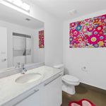 Rent 1 bedroom apartment of 982 m² in Miami
