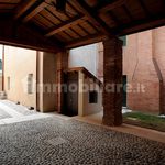Affitto 4 camera appartamento di 209 m² in Castelfranco Veneto