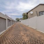 Rent 4 bedroom house of 1849 m² in Roodepoort