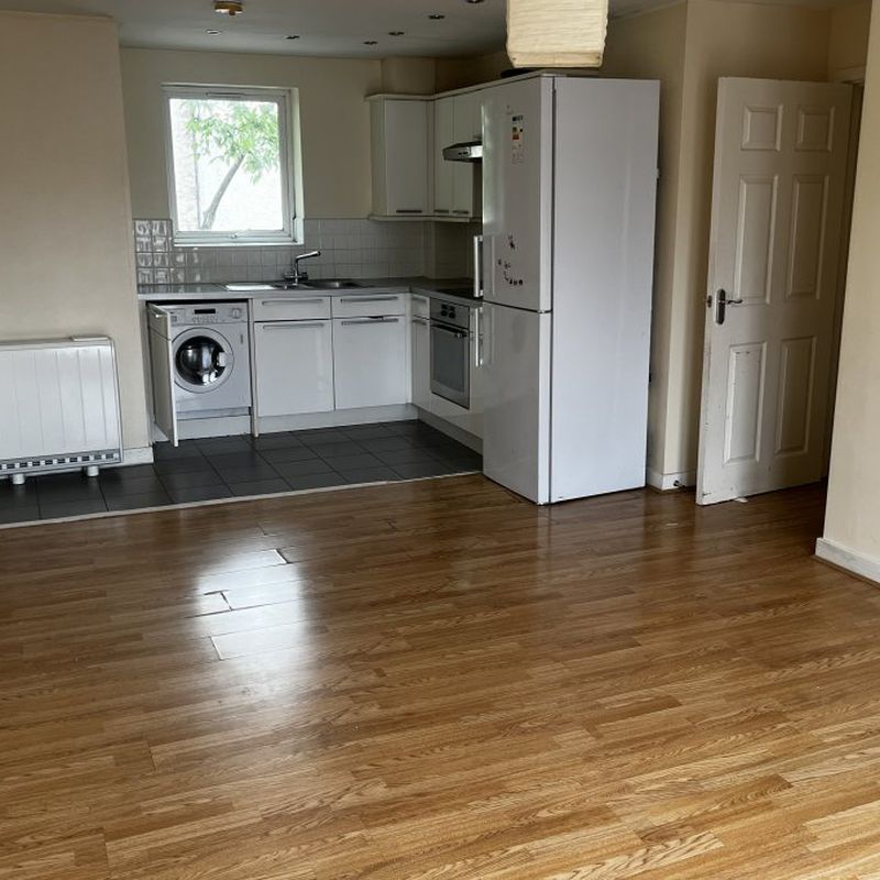 2 bedroom property to let in Barlaycorn Drive, Birmingham - £950 pcm Summerfield Park
