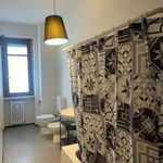 Affitto 5 camera appartamento di 180 m² in Torino