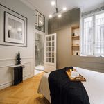 Appartement de 85 m² avec 2 chambre(s) en location à Paris