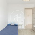 Rent 4 bedroom apartment of 104 m² in Valencia