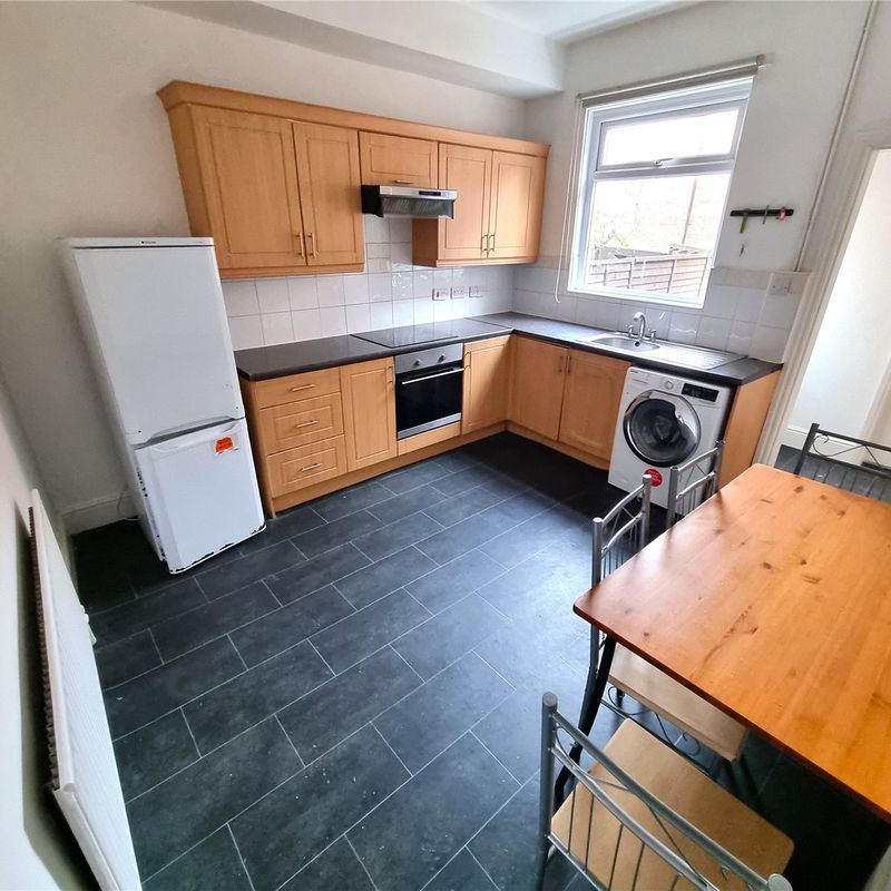 3 bed house to rent in Trent Road, Nottingham, NG2 £995 per month Sneinton