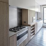 Huur 3 slaapkamer appartement van 239 m² in Brussels