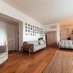 Miete 5 Schlafzimmer wohnung von 194 m² in Wien