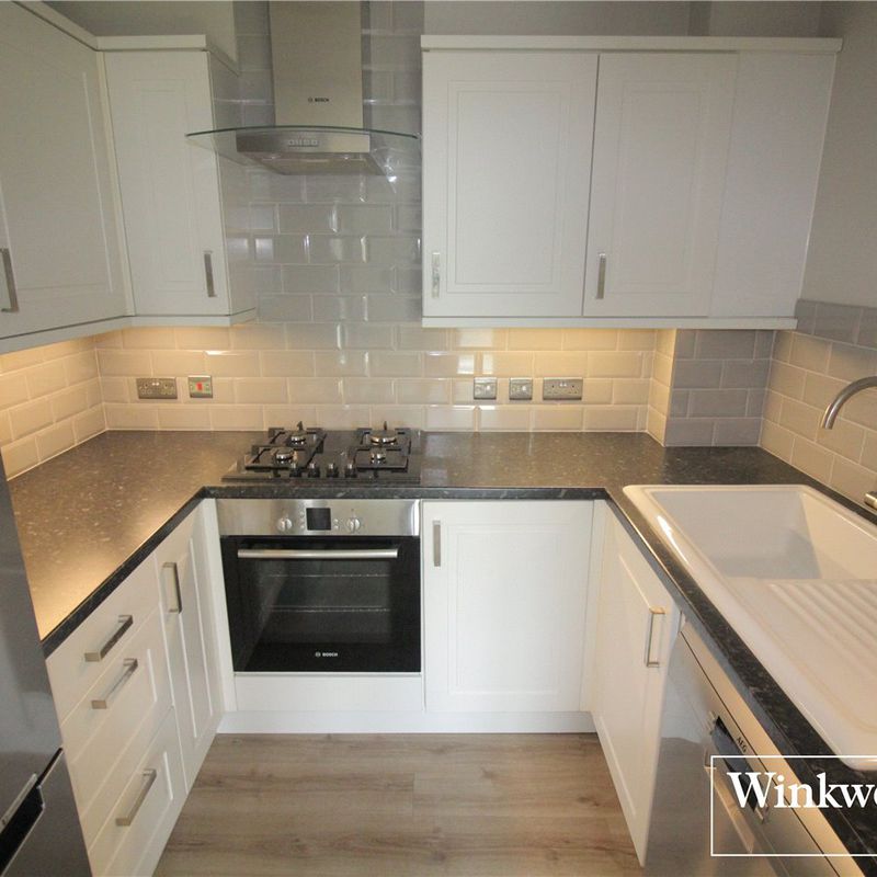 apartment for rent at Whitehall Close, Borehamwood, Hertfordshire, WD6, England Deacons Hill