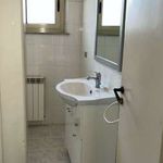 Rent 4 bedroom apartment of 140 m² in Reggio di Calabria