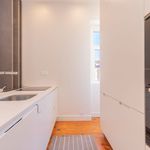 Rent 4 bedroom apartment of 102 m² in Lisbon
