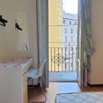 Camera di 150 m² a Milano