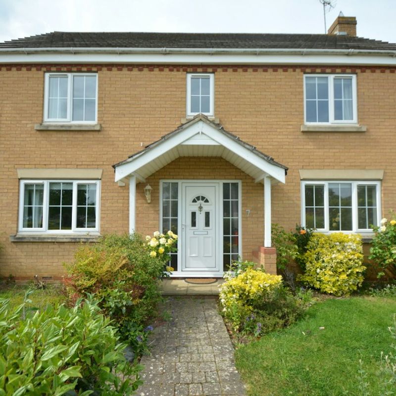 Detached House to rent on Holly Walk Hampton Hargate,  Peterborough,  PE7, United kingdom