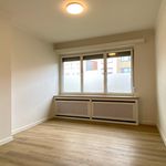 Rent 2 bedroom apartment of 77 m² in Kortrijk