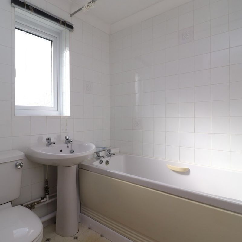 1 room house to let in Fair Oak  Waterlooville, Hampshire united_kingdom