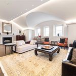 Rent 4 bedroom apartment of 243 m² in London