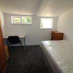 Rent 2 bedroom house in  Hill Lane - Polygon