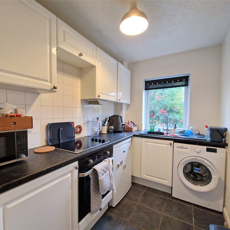 House to Rent in Reading - Victoria Mews - PMG240203 Southcote