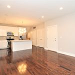 Rent 3 bedroom apartment of 1800 m² in Chicago