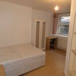 Rent 6 bedroom flat in Glasgow