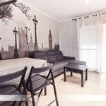 Rent a room of 67 m² in Sevilla