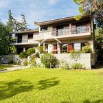 Rent 3 bedroom house of 150 m² in Saronida