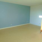 Rent 2 bedroom apartment of 400 m² in Avallon