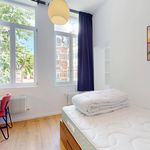 Rent a room of 220 m² in Lille