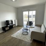 Rent 3 bedroom apartment of 68 m² in Clichy