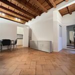 Affitto 3 camera casa di 90 m² in Legnano