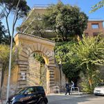 Rent 5 bedroom house of 198 m² in Rome