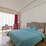 Appartement de 126 m² avec 3 chambre(s) en location à Paris