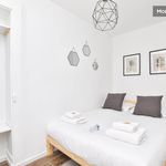 Rent 1 bedroom apartment of 21 m² in Saint-Denis