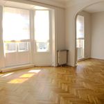 Rent 2 bedroom apartment of 155 m² in Ixelles