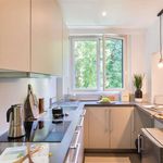 Rent 3 bedroom apartment of 109 m² in Paris