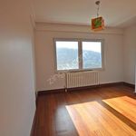  İstanbul konumunda 8 yatak odalı 650 m² ev