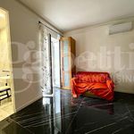 Rent 9 bedroom house of 250 m² in Pozzuoli