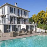 Rent 7 bedroom house of 315 m² in Cannes
