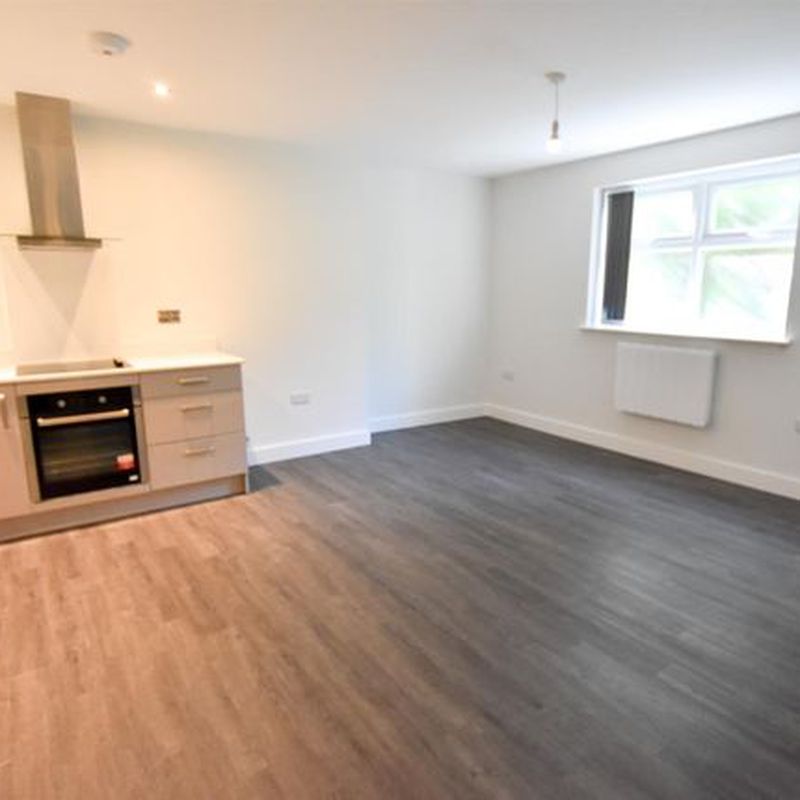 Flat to rent in North Street, Rothley, Leicester LE7 East Norton