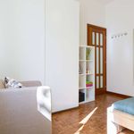 Rent a room of 188 m² in Cesano Boscone