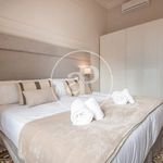 Rent 5 bedroom apartment of 234 m² in Barcelona