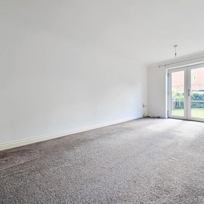 Flat to rent in Laura Close, Compton, Winchester SO21 South Down