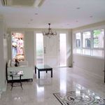 Rent 4 bedroom house of 265 m² in Khlong Tan Nuea