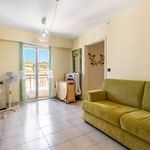 Rent 1 bedroom apartment of 27 m² in Nice