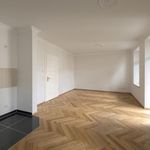 Miete 4 Schlafzimmer wohnung von 86 m² in Chemnitz