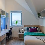 Rent 8 bedroom student apartment in Exeter