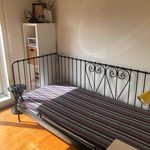 Rent a room of 161 m² in Porto