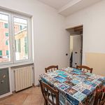 Rent 3 bedroom apartment of 102 m² in Genoa