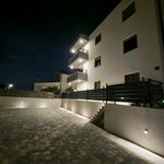 Rent 1 bedroom apartment of 53 m² in Trogir